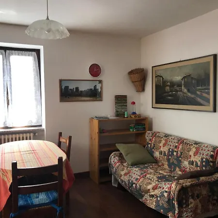 Apartment In Contrada